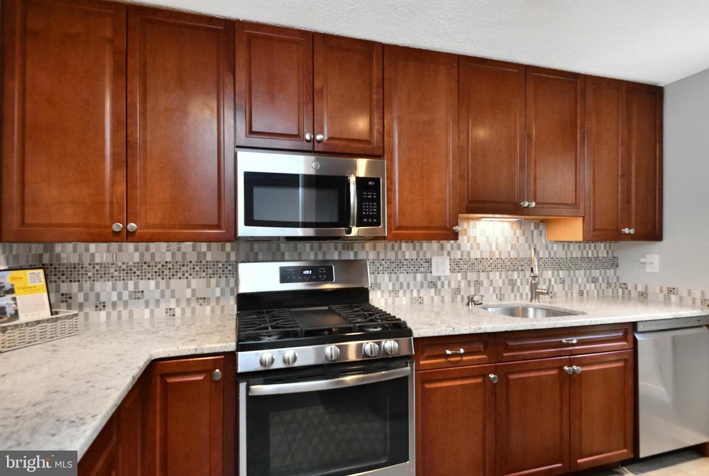 10002 Oakton Terrace Road photo 16