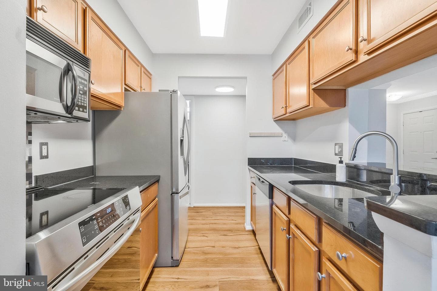 1701 Ascot Way #1701a photo 16