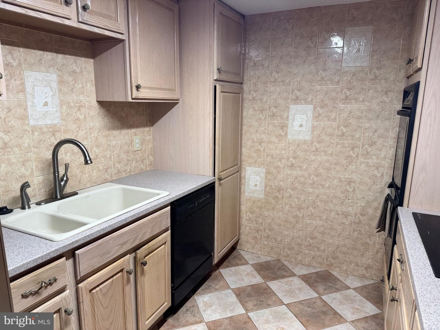 6703 Greenview Lane photo 38