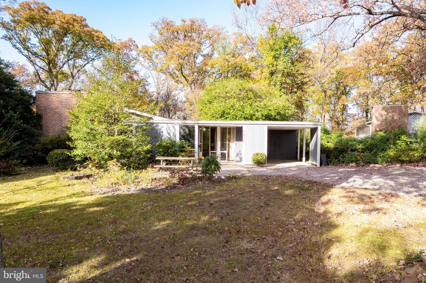 1911 Marthas Road photo 5