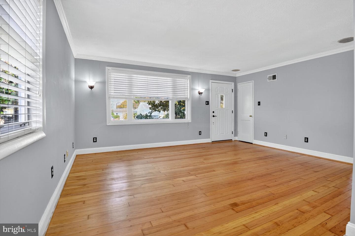 3203 Elmwood Drive photo 7