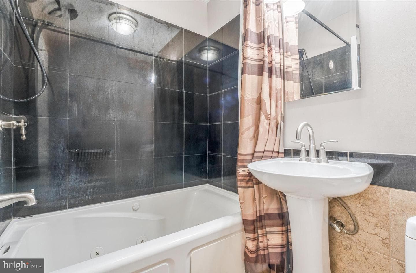 6719 Ruskin Street photo 20