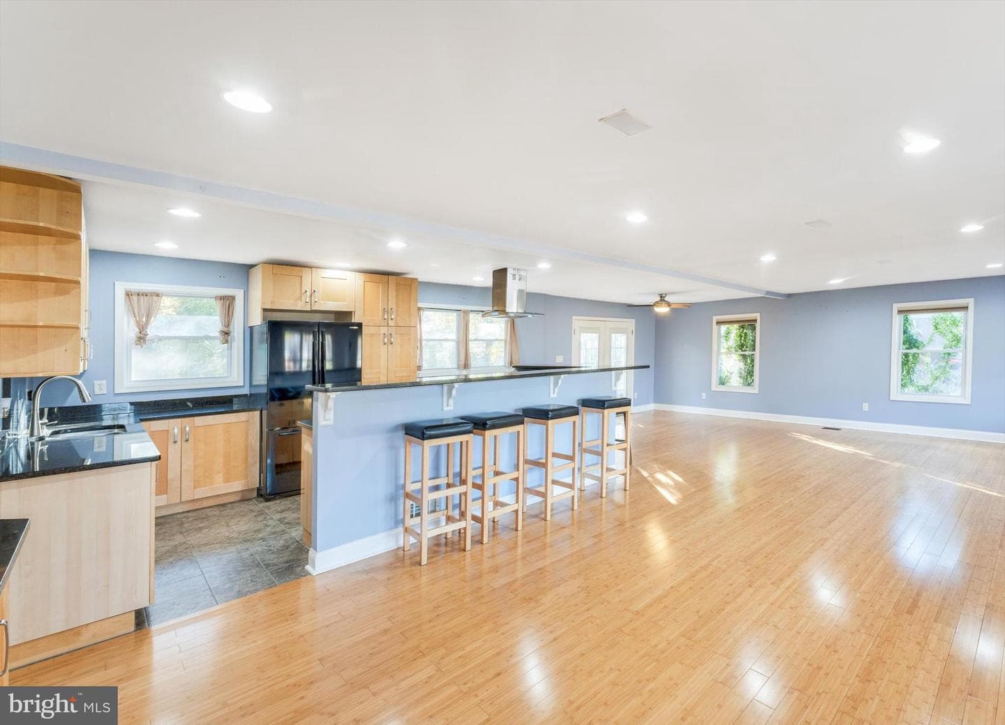 6719 Ruskin Street photo 9