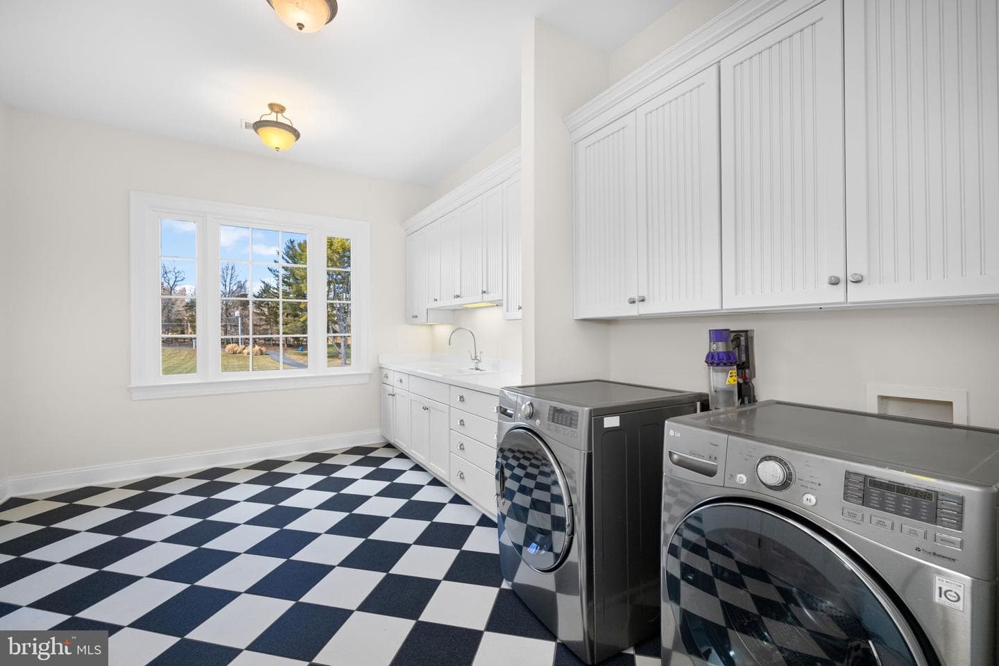 1205 Towlston Road photo 40