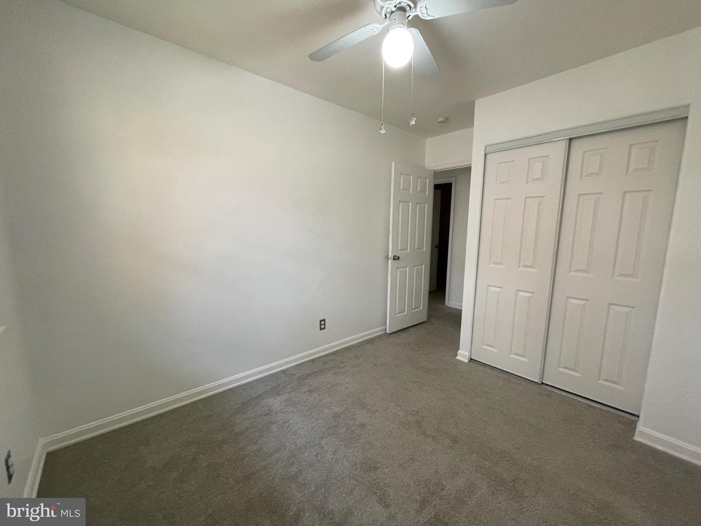 14878 Lambeth Square photo 33