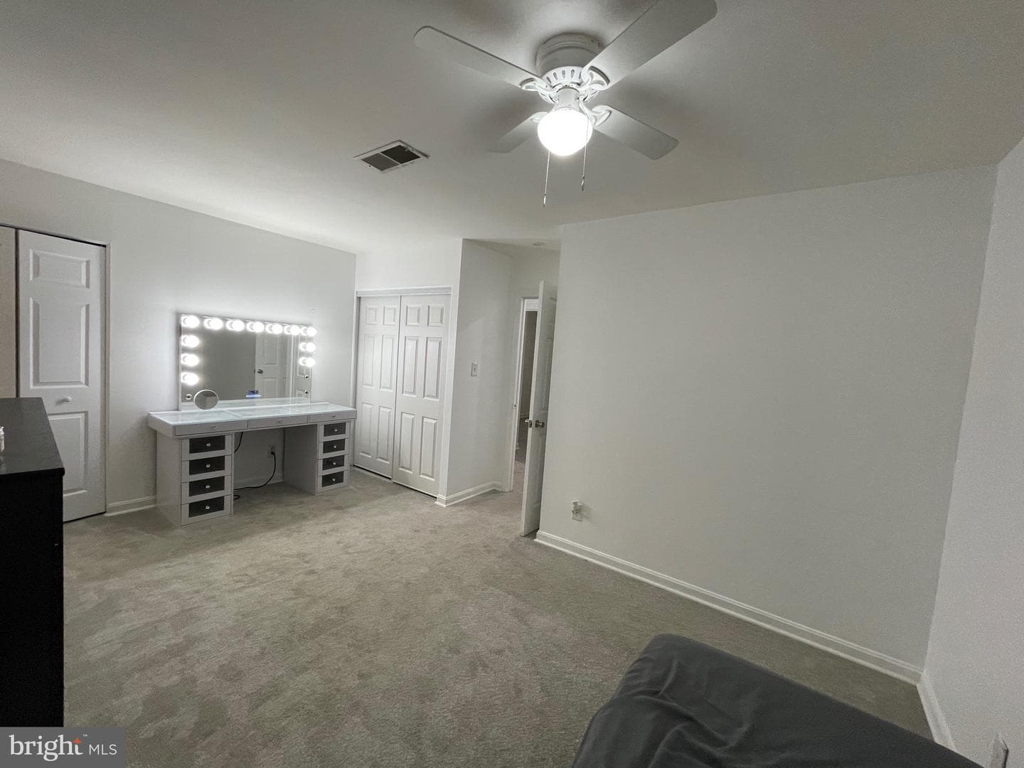 14878 Lambeth Square photo 42