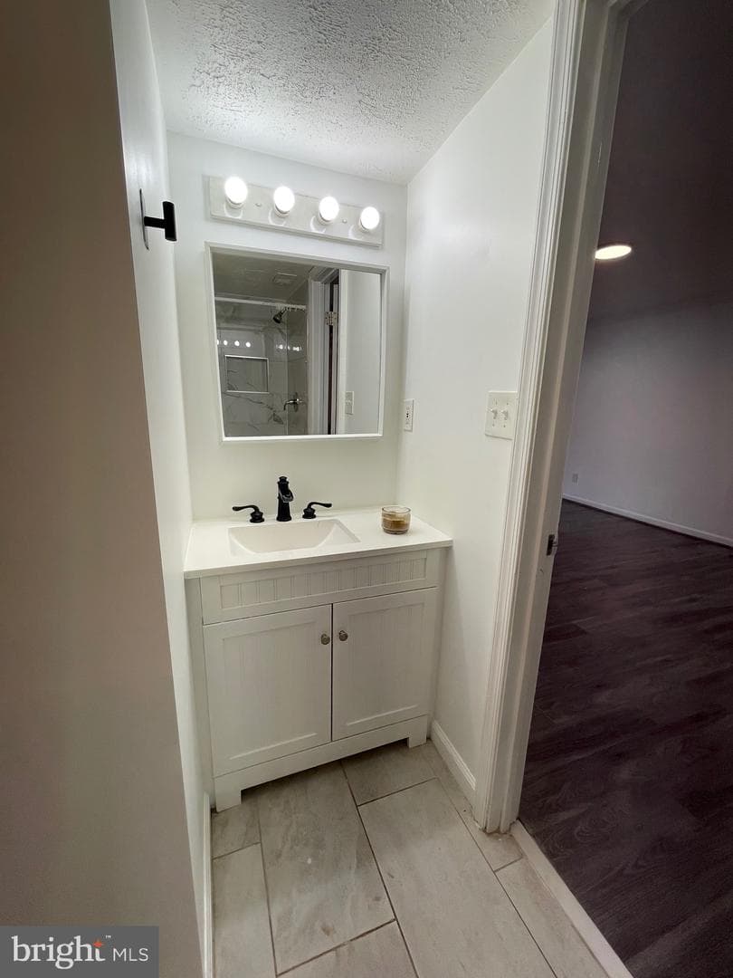 14878 Lambeth Square photo 51