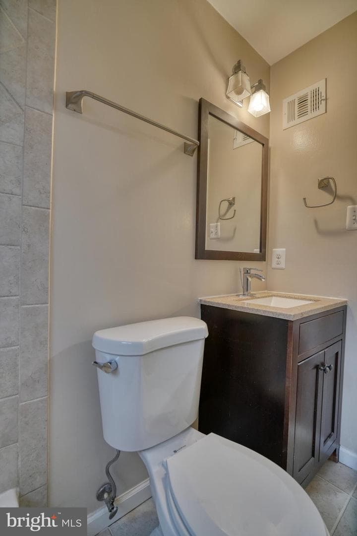 6000 Grayson Street photo 16