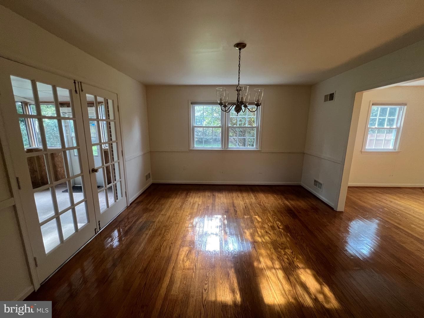10923 Belmont Boulevard photo 50