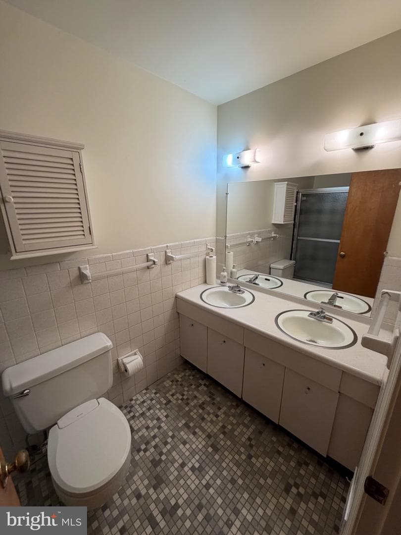 10923 Belmont Boulevard photo 60