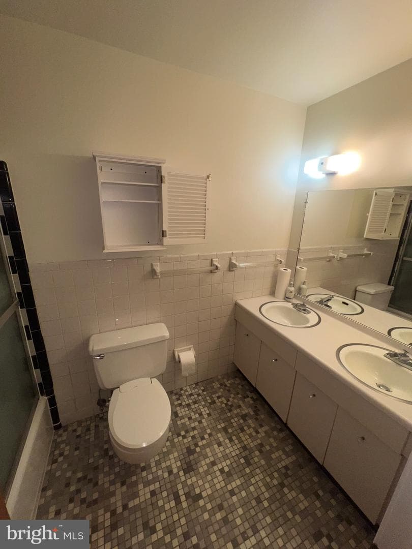 10923 Belmont Boulevard photo 67