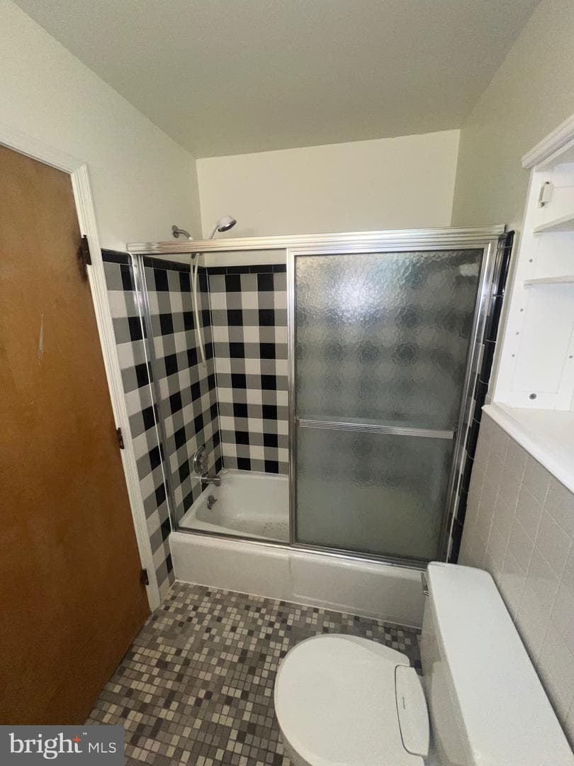 10923 Belmont Boulevard photo 68