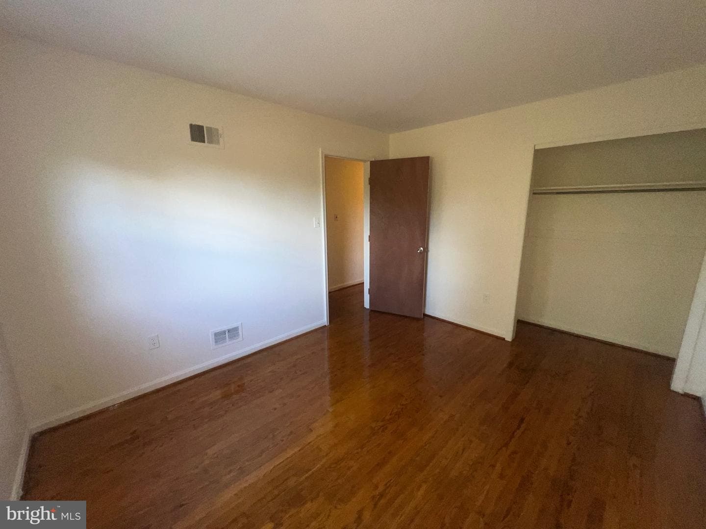 10923 Belmont Boulevard photo 72