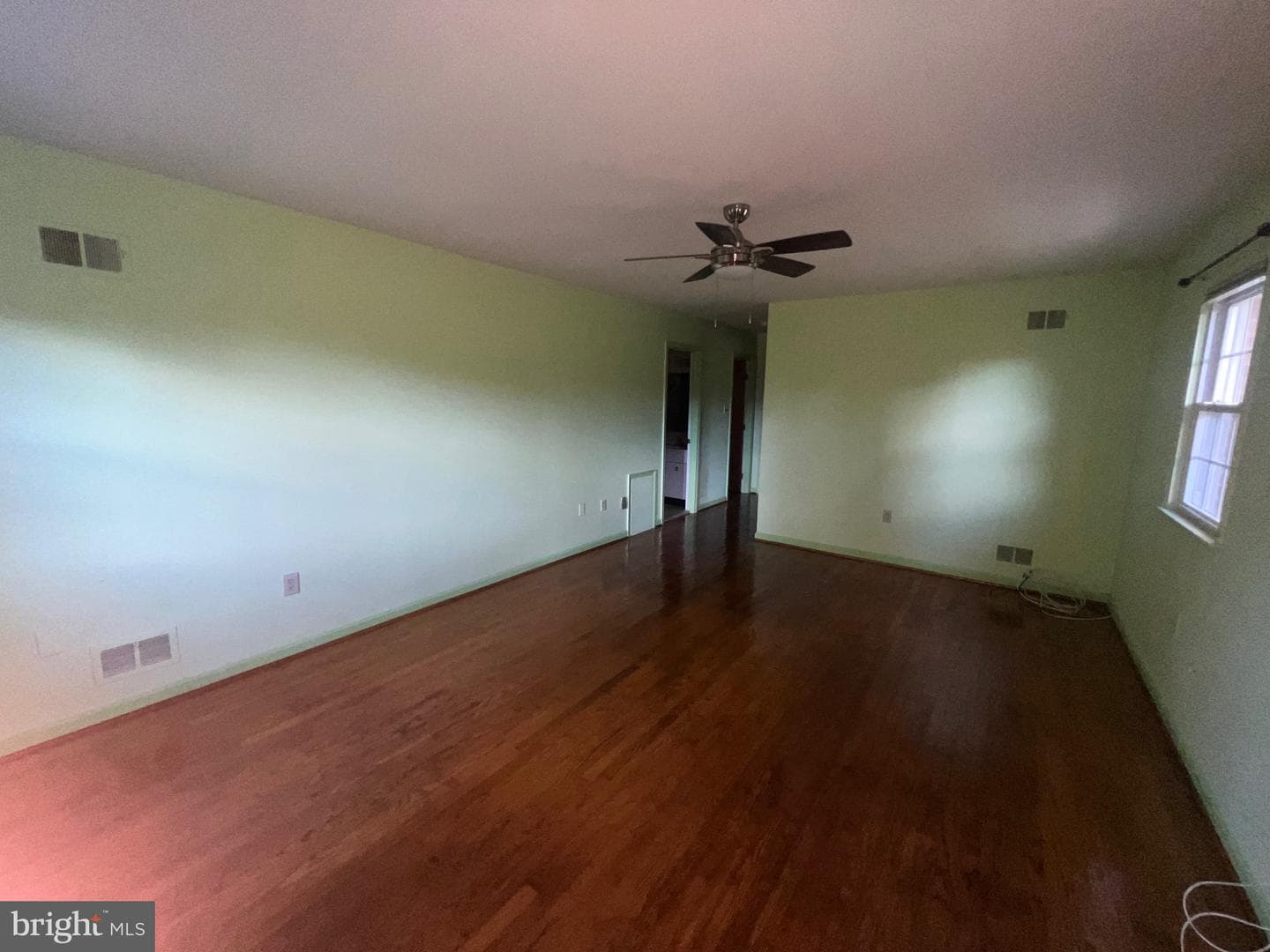 10923 Belmont Boulevard photo 83