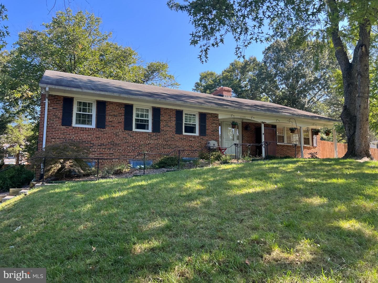 10923 Belmont Boulevard photo 9