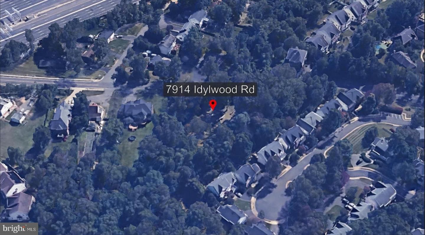 7914 Idylwood Road, Dunn Loring
