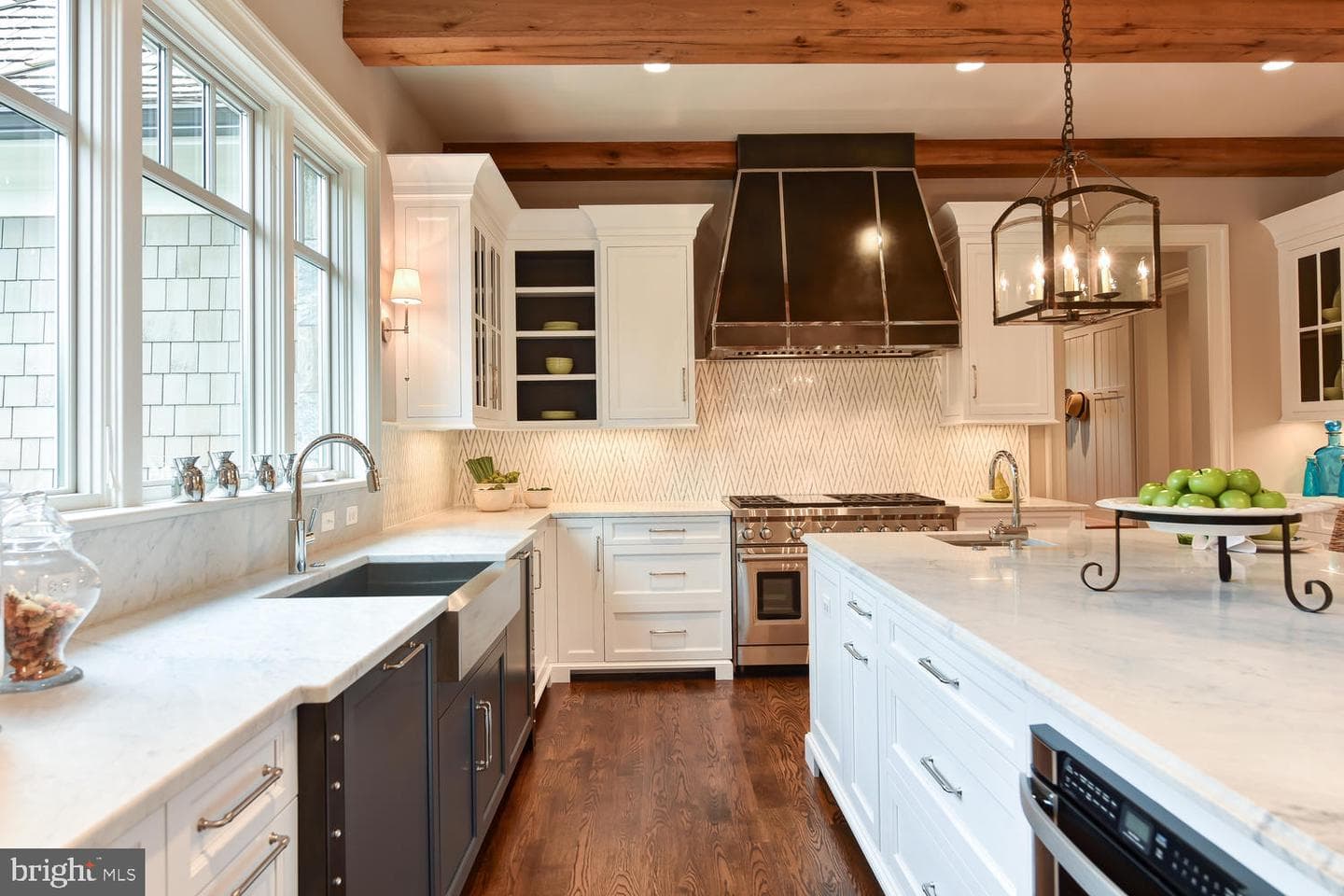1339 Hawkin Road photo 3