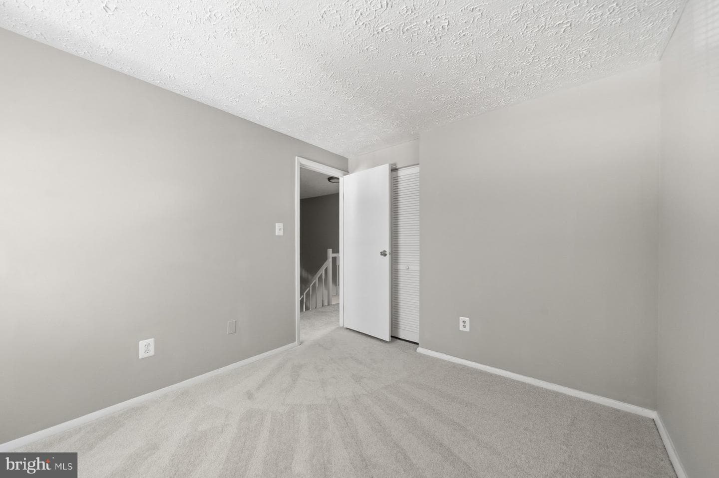 2838 Raymond Court photo 21