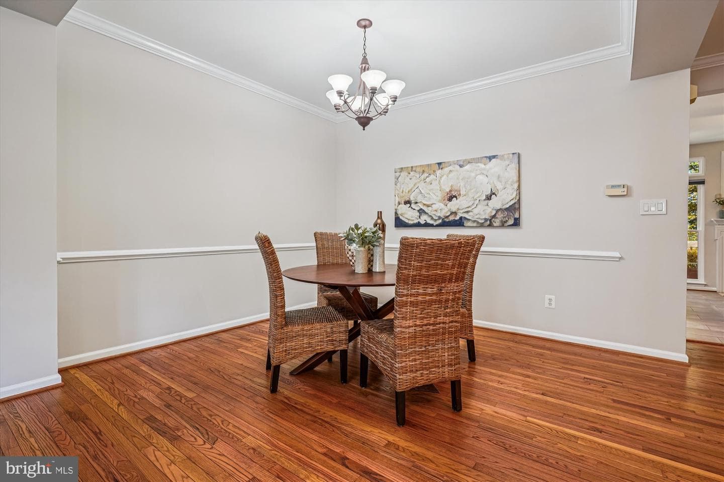 2711 Manhattan Place photo 14