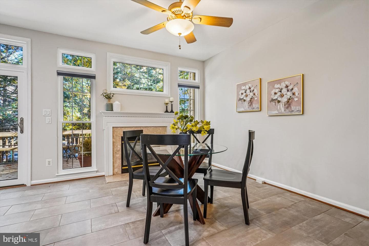 2711 Manhattan Place photo 18