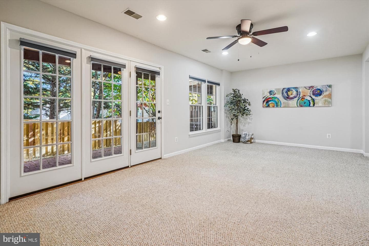2711 Manhattan Place photo 53