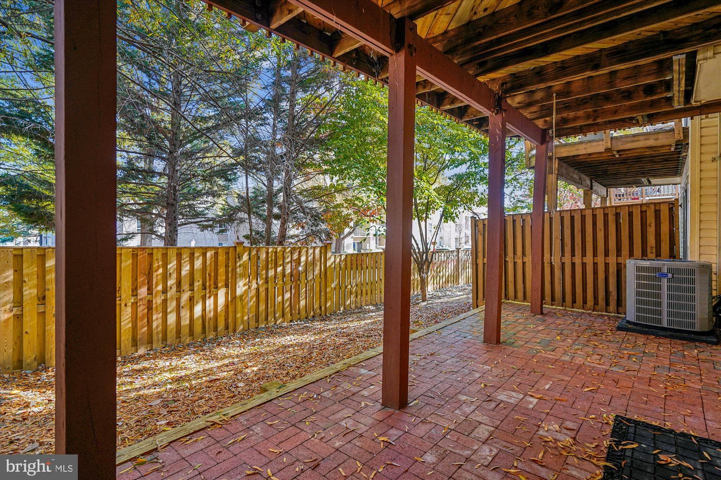 2711 Manhattan Place photo 58