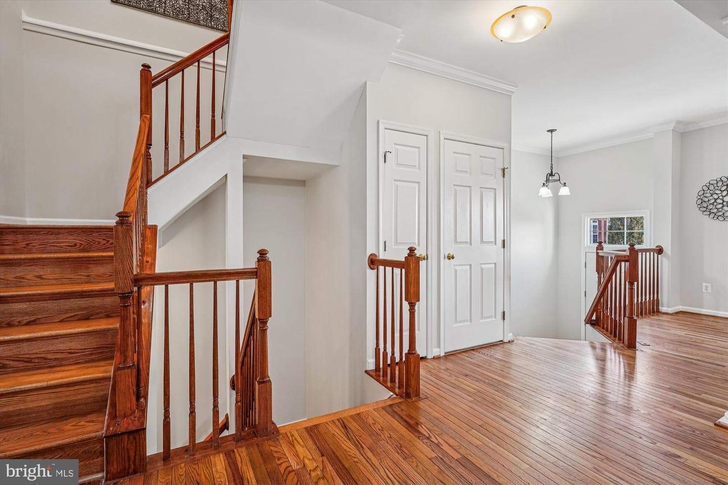 2711 Manhattan Place photo 6