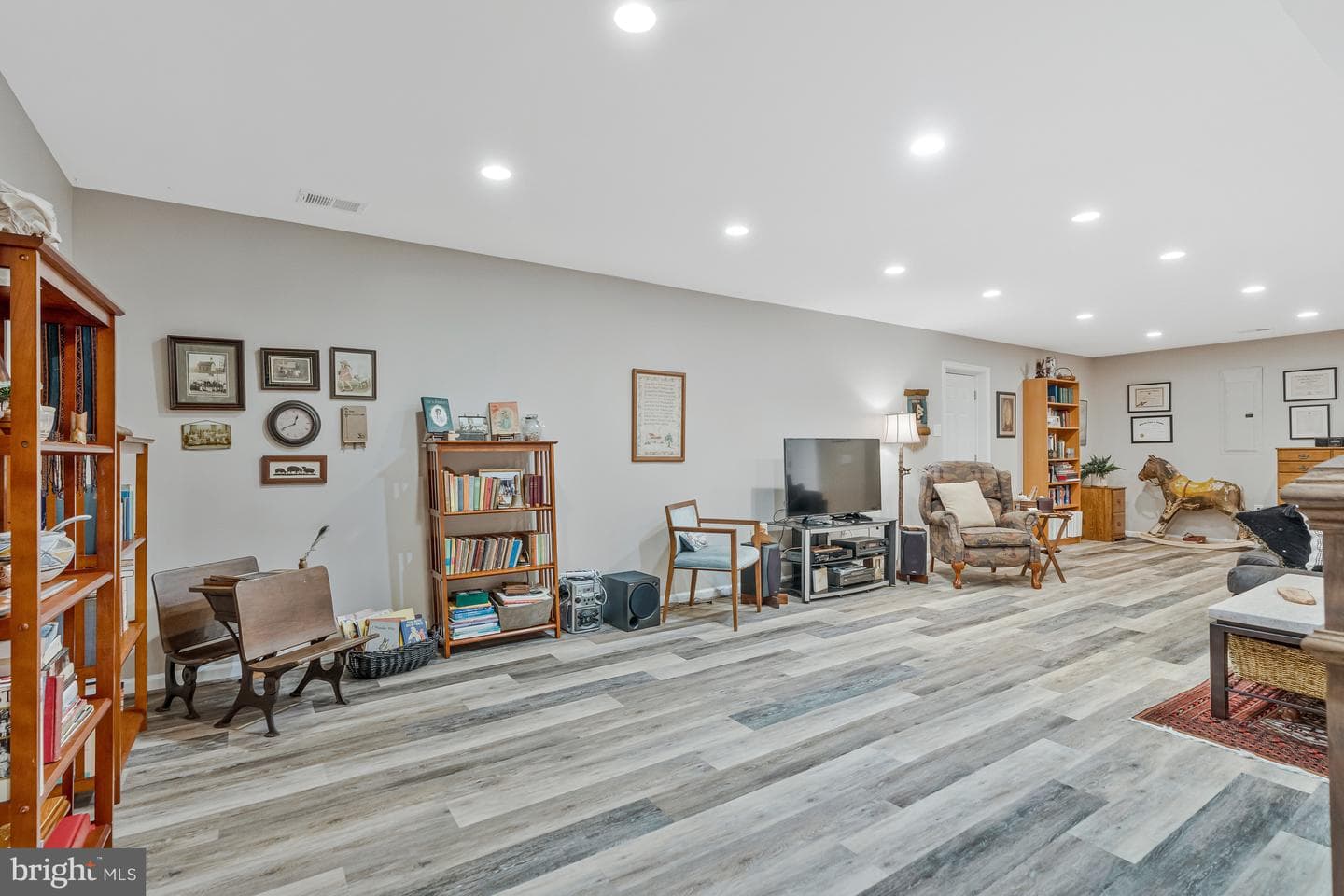 7724 Desdemona Court photo 46