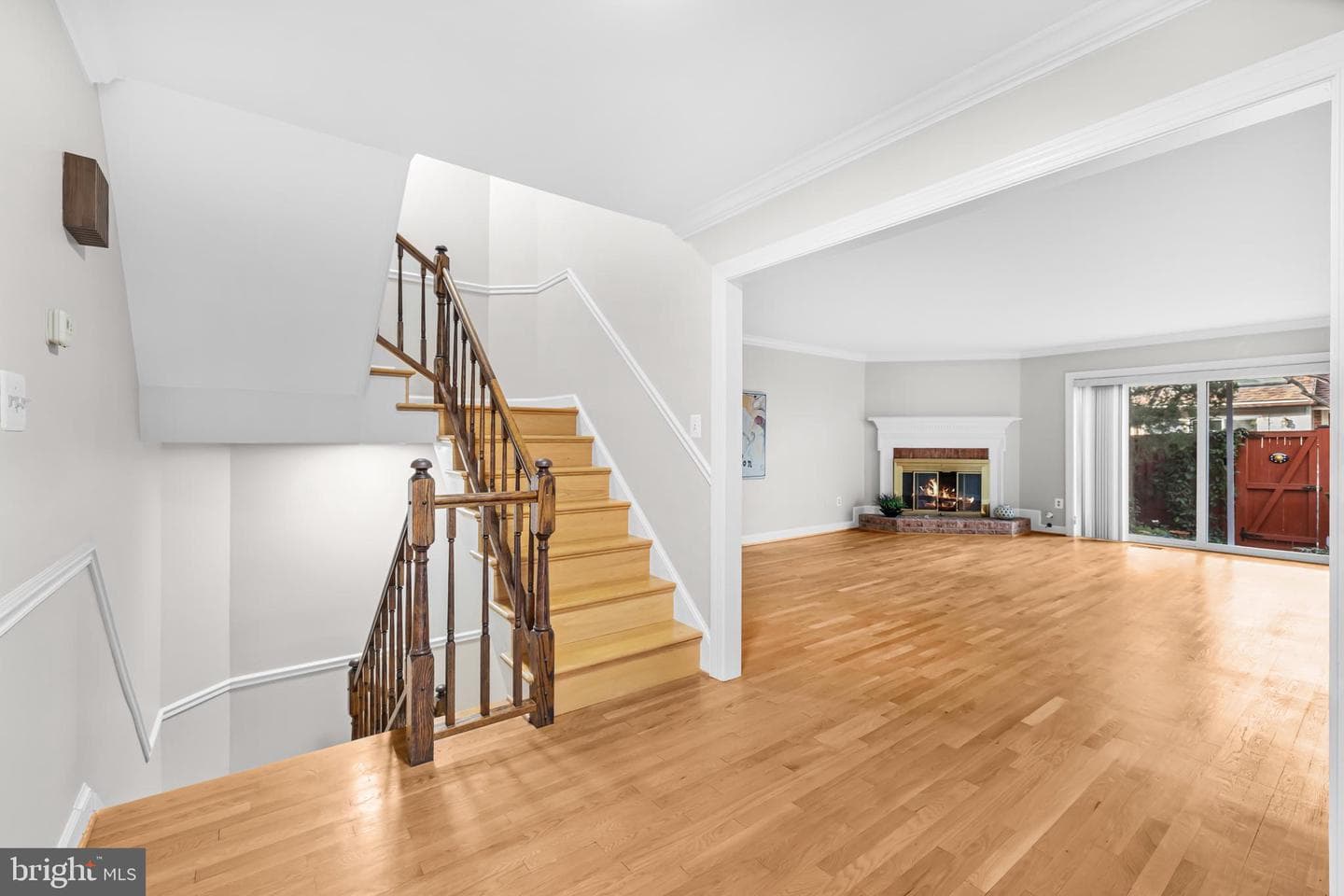 6260 Chaucer Lane photo 12