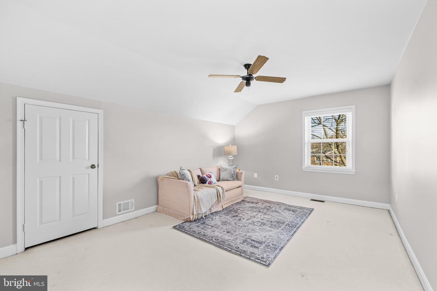 6260 Chaucer Lane photo 47
