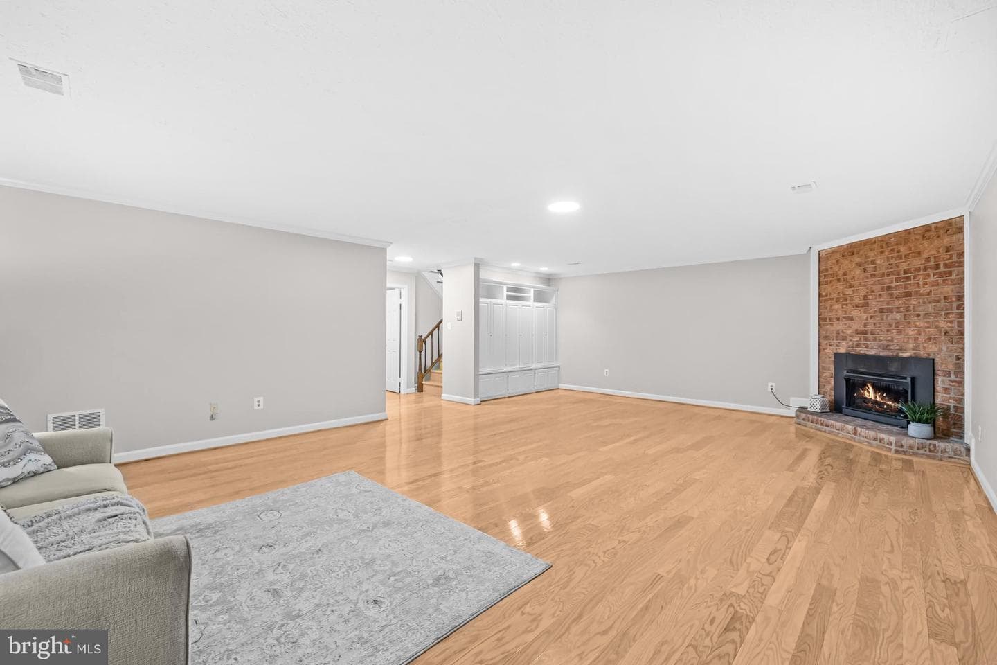 6260 Chaucer Lane photo 54