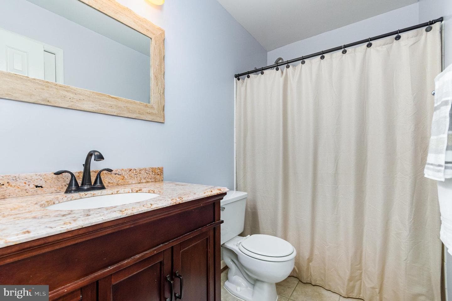 7039 Kings Manor Drive photo 18