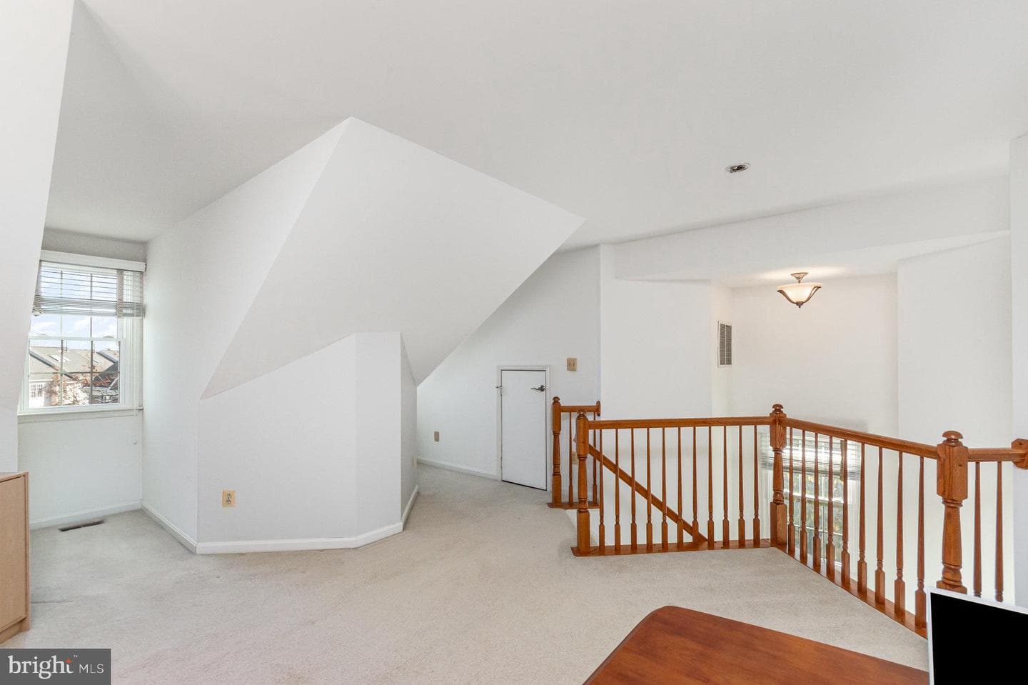 7039 Kings Manor Drive photo 26