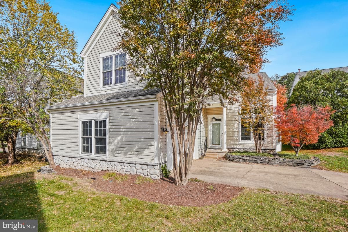 2442 Arctic Fox Way photo 2