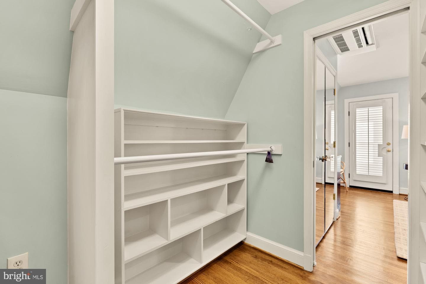 6038 Fort Hunt Road photo 31
