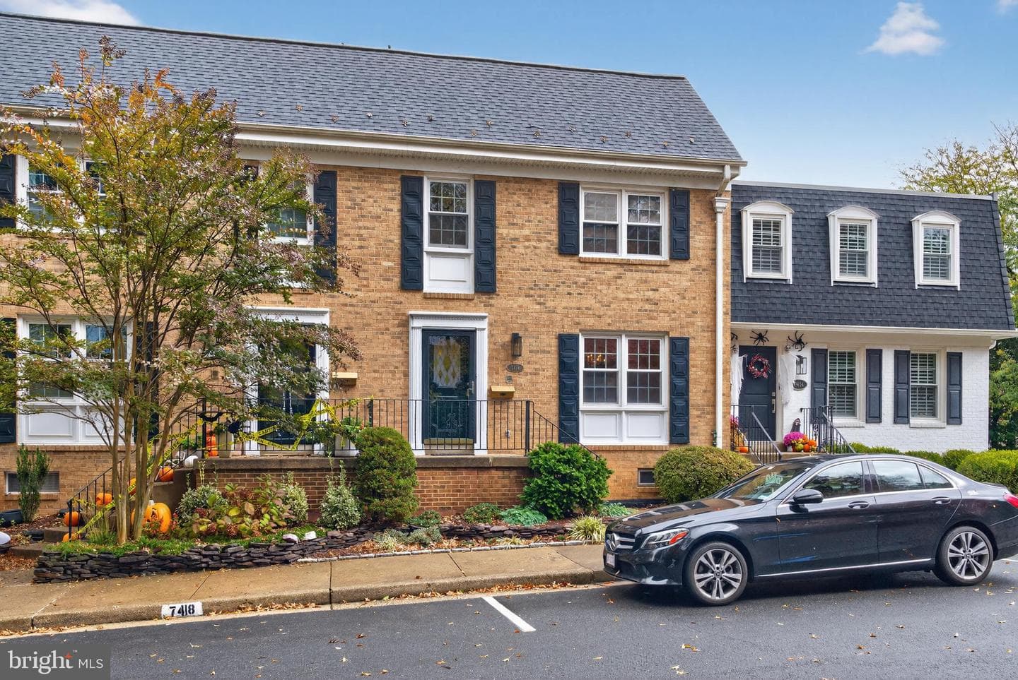 7416 Hallcrest photo 1