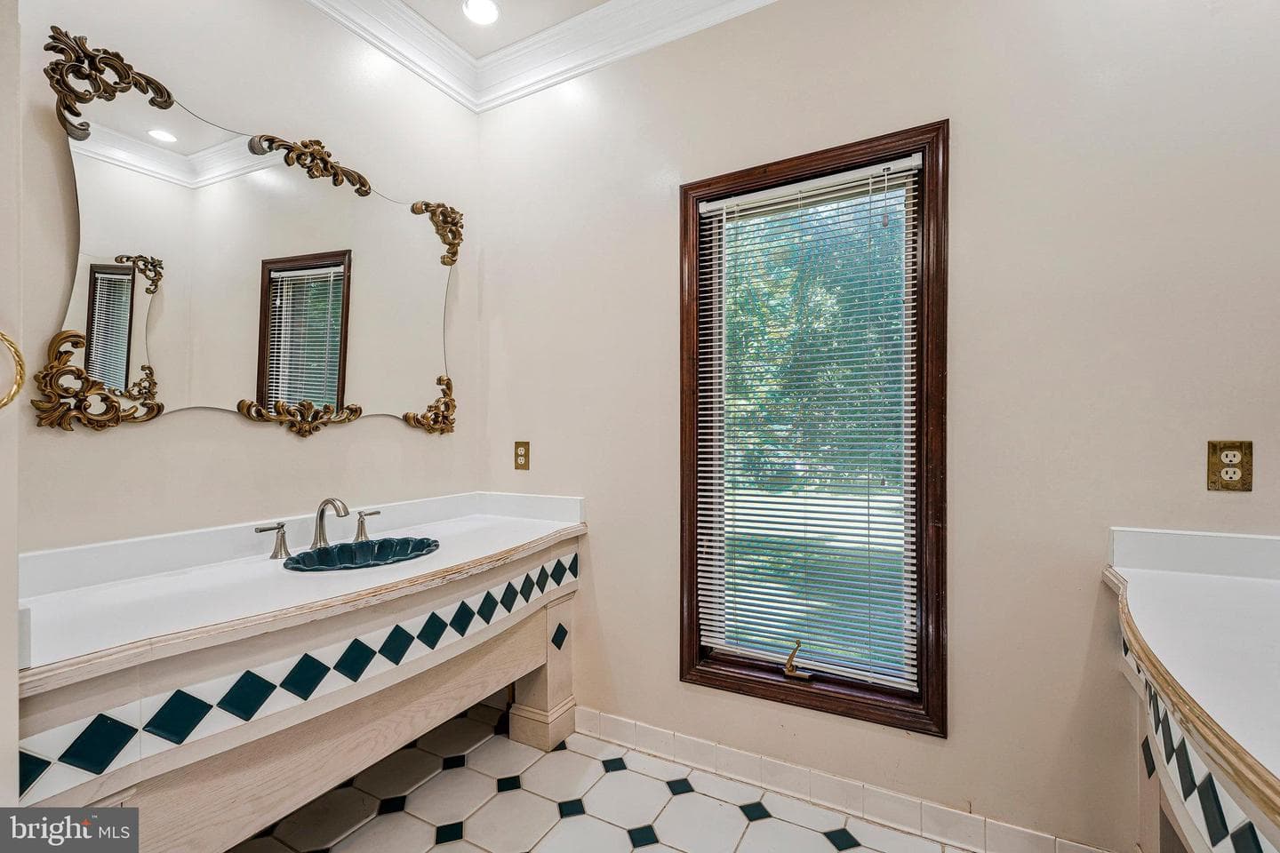 8652 Tuttle Road photo 21
