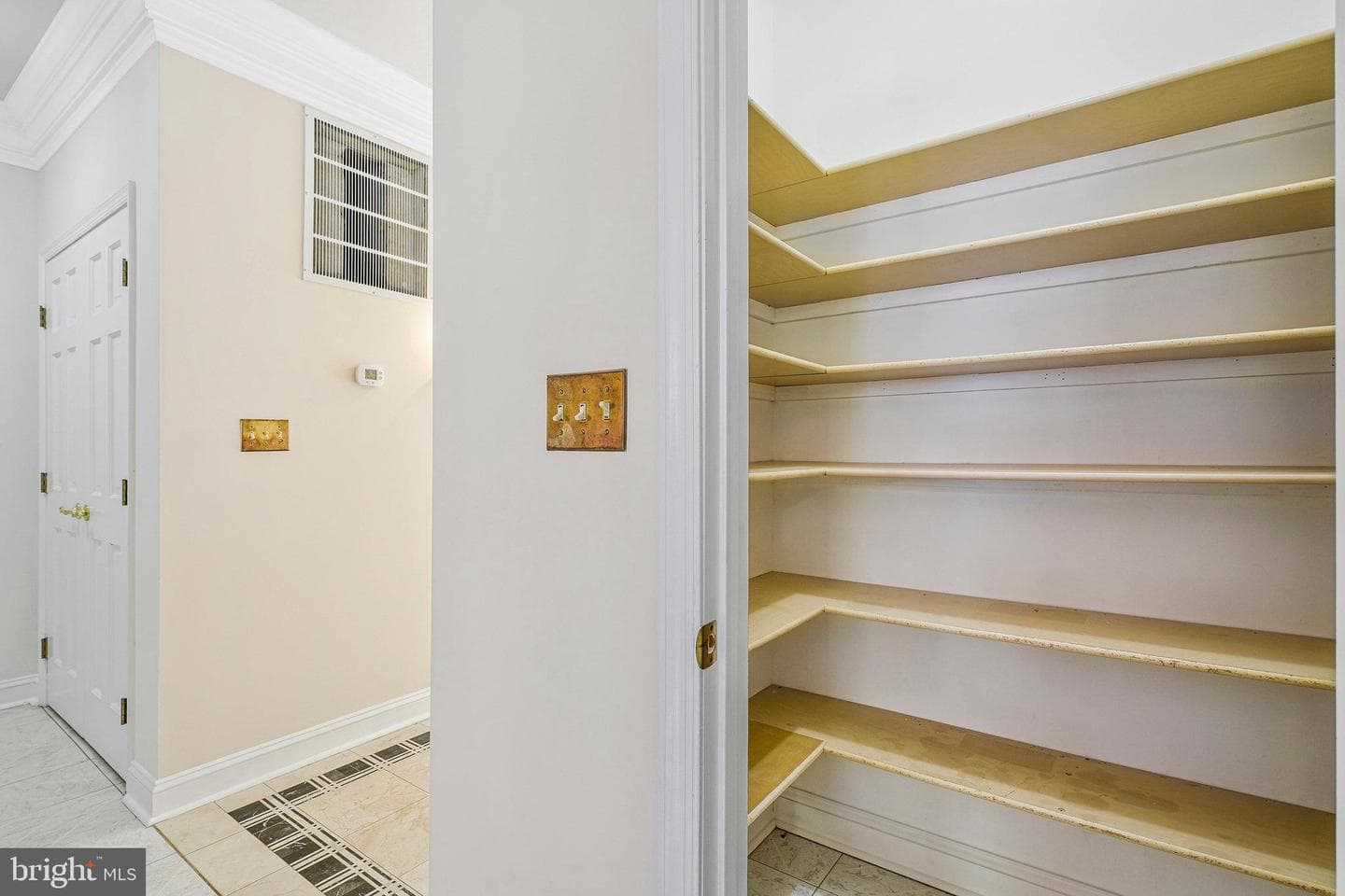 8652 Tuttle Road photo 50