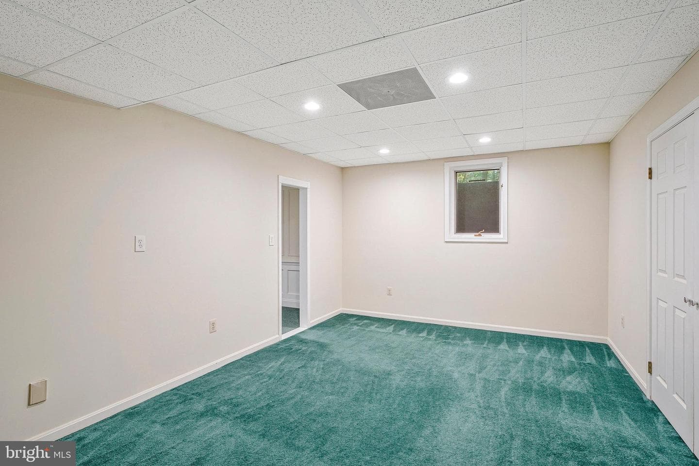 8652 Tuttle Road photo 71