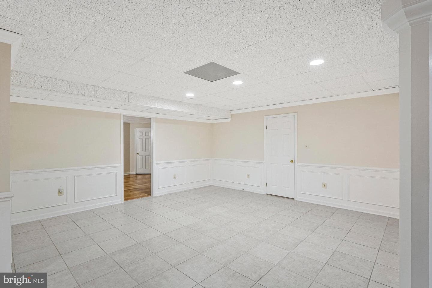 8652 Tuttle Road photo 78