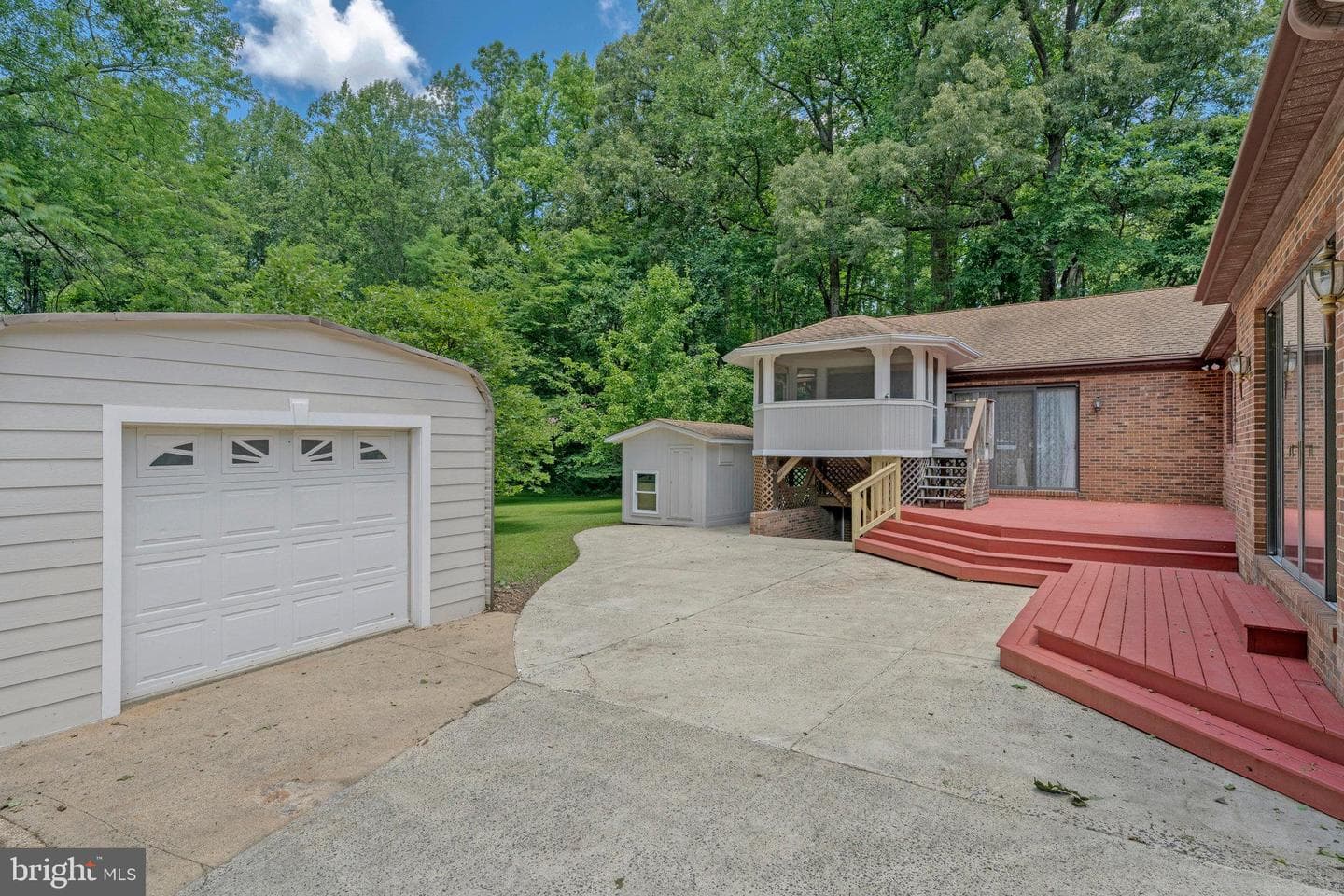 8652 Tuttle Road photo 82