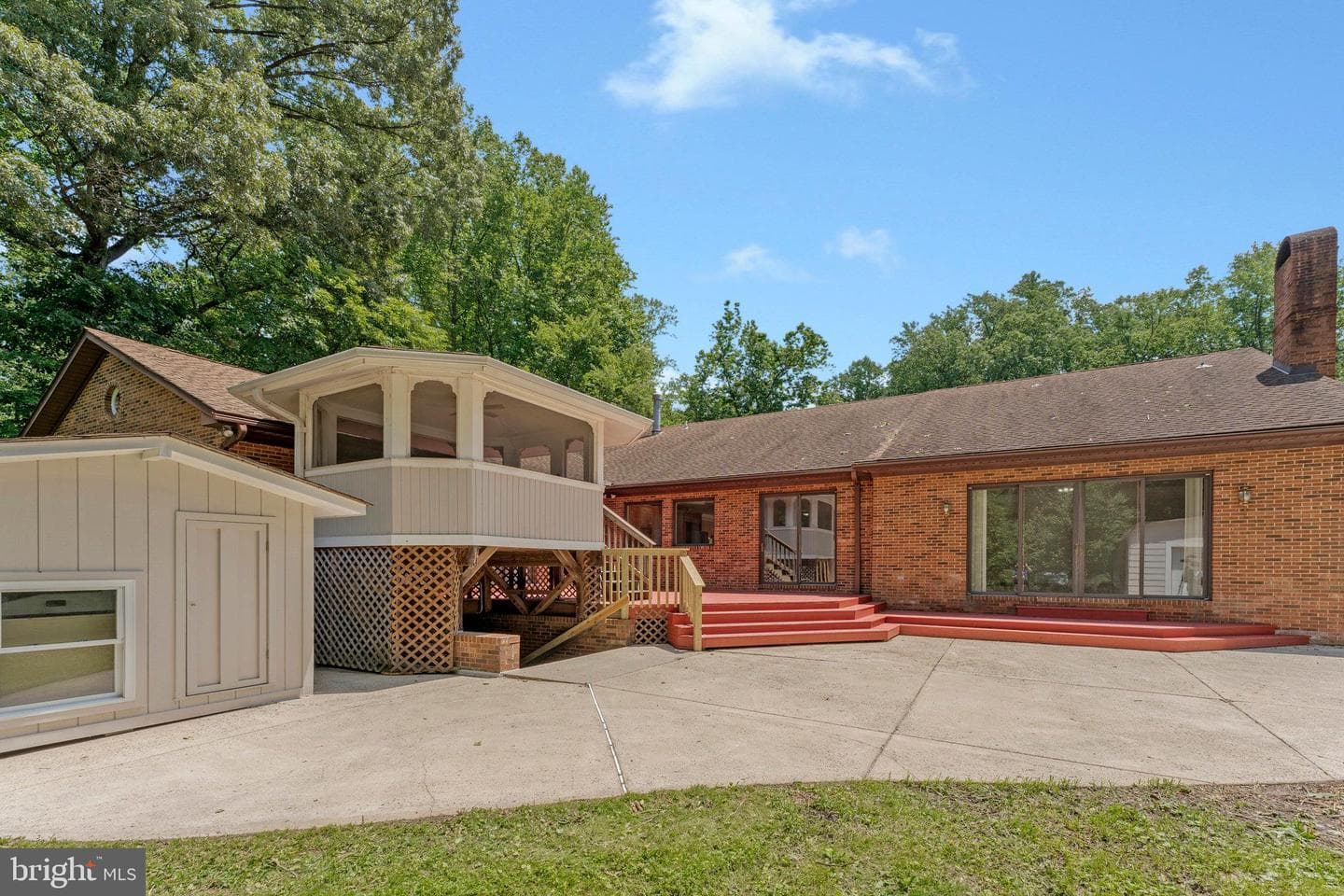 8652 Tuttle Road photo 85