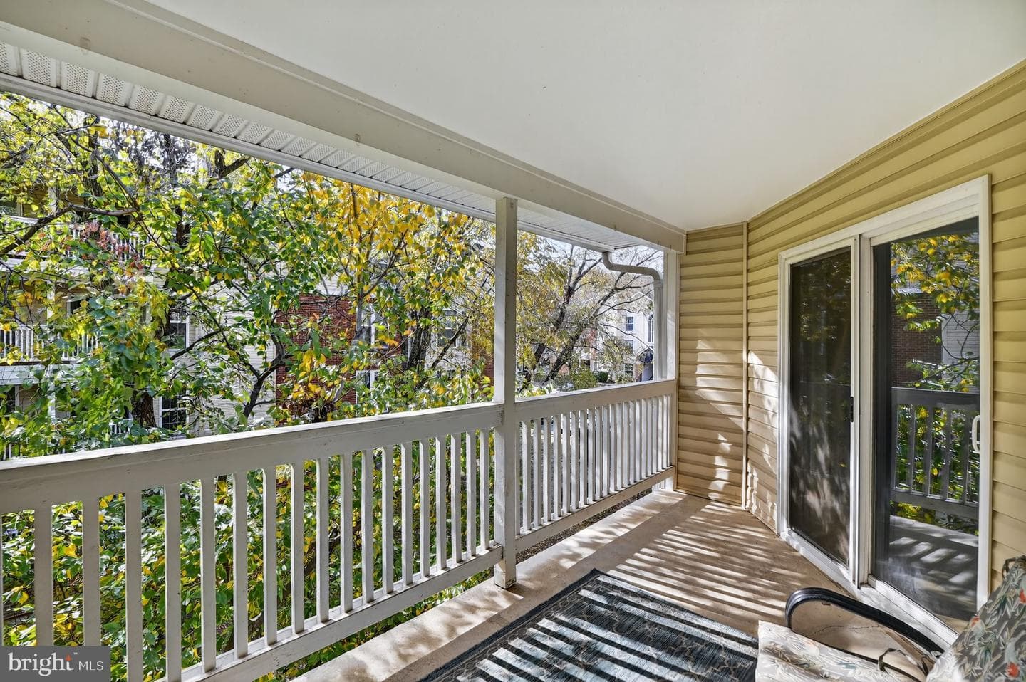 1530 Lincoln Way #302 photo 4