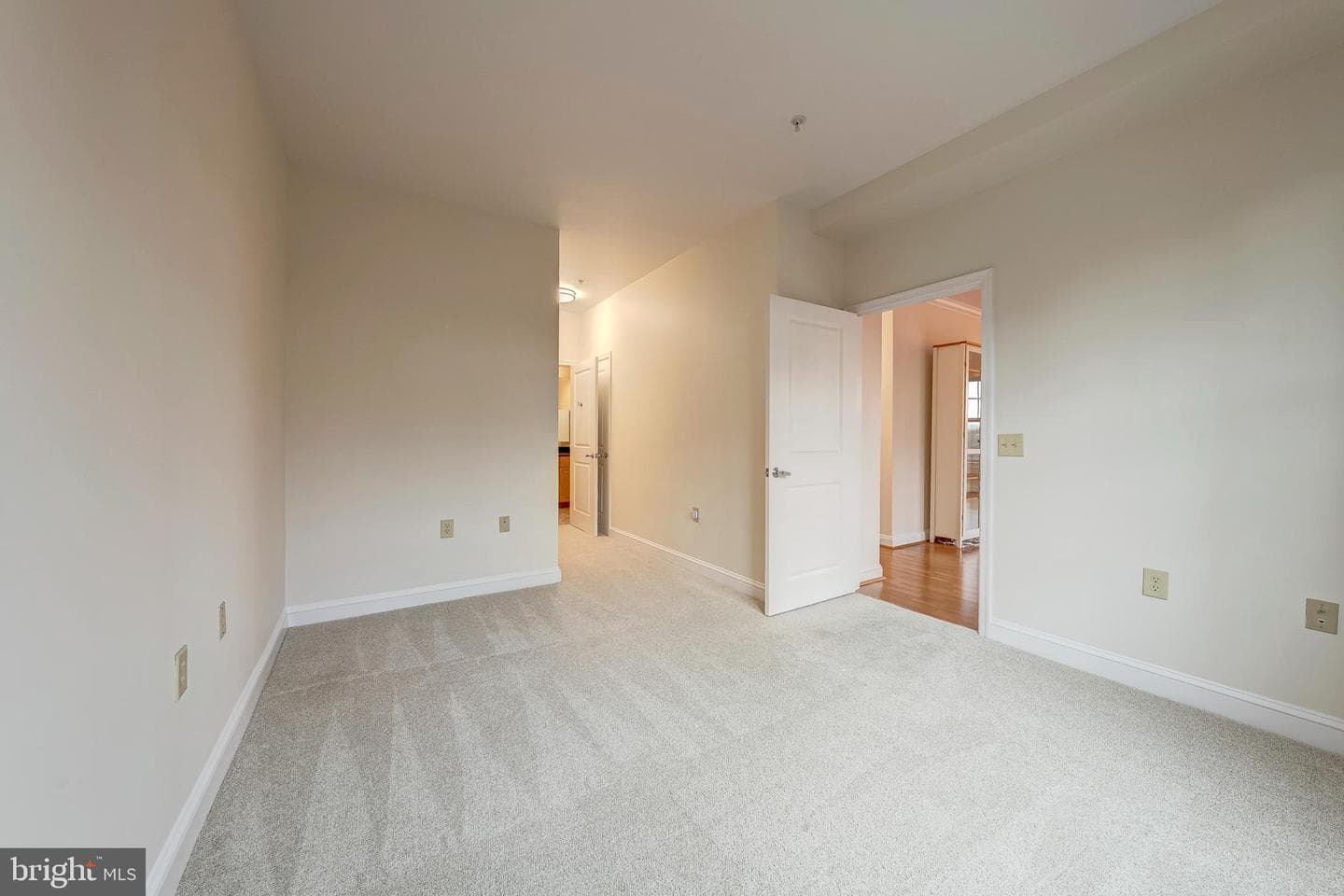 11770 Sunrise Valley Drive #321 photo 17