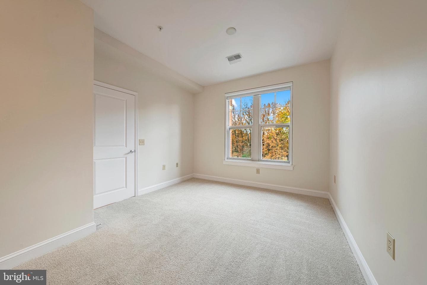 11770 Sunrise Valley Drive #321 photo 18