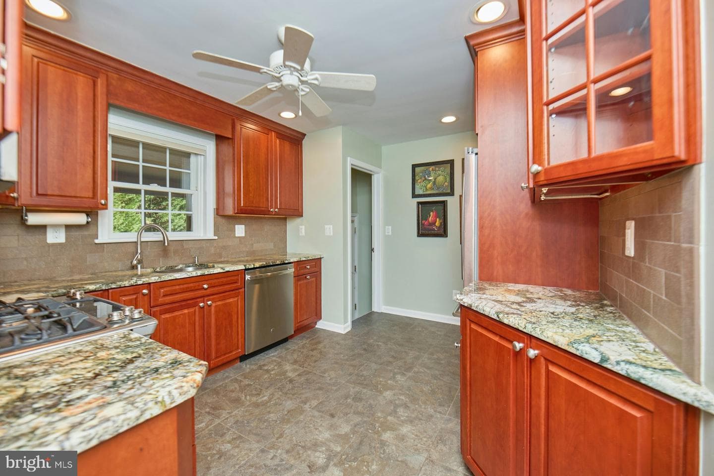 3032 Crane Drive photo 11