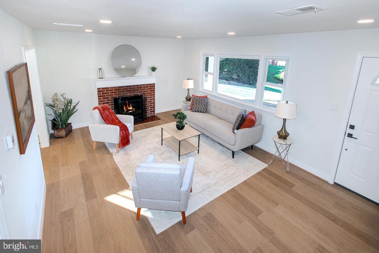 5716 Tremont Court photo 4