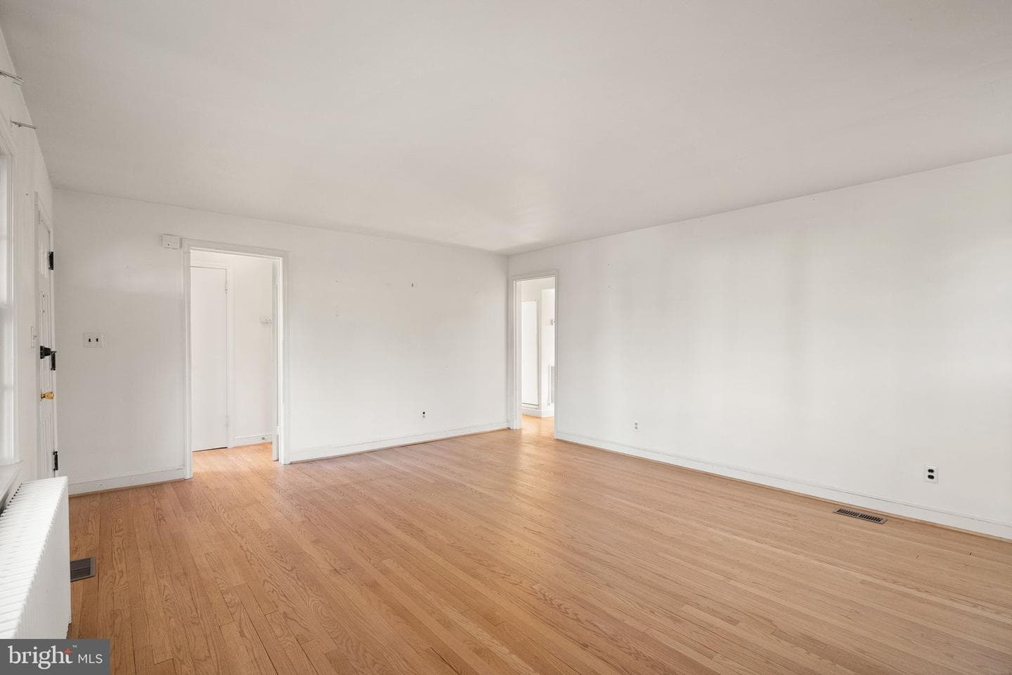 6329 Edgemoor Lane photo 14