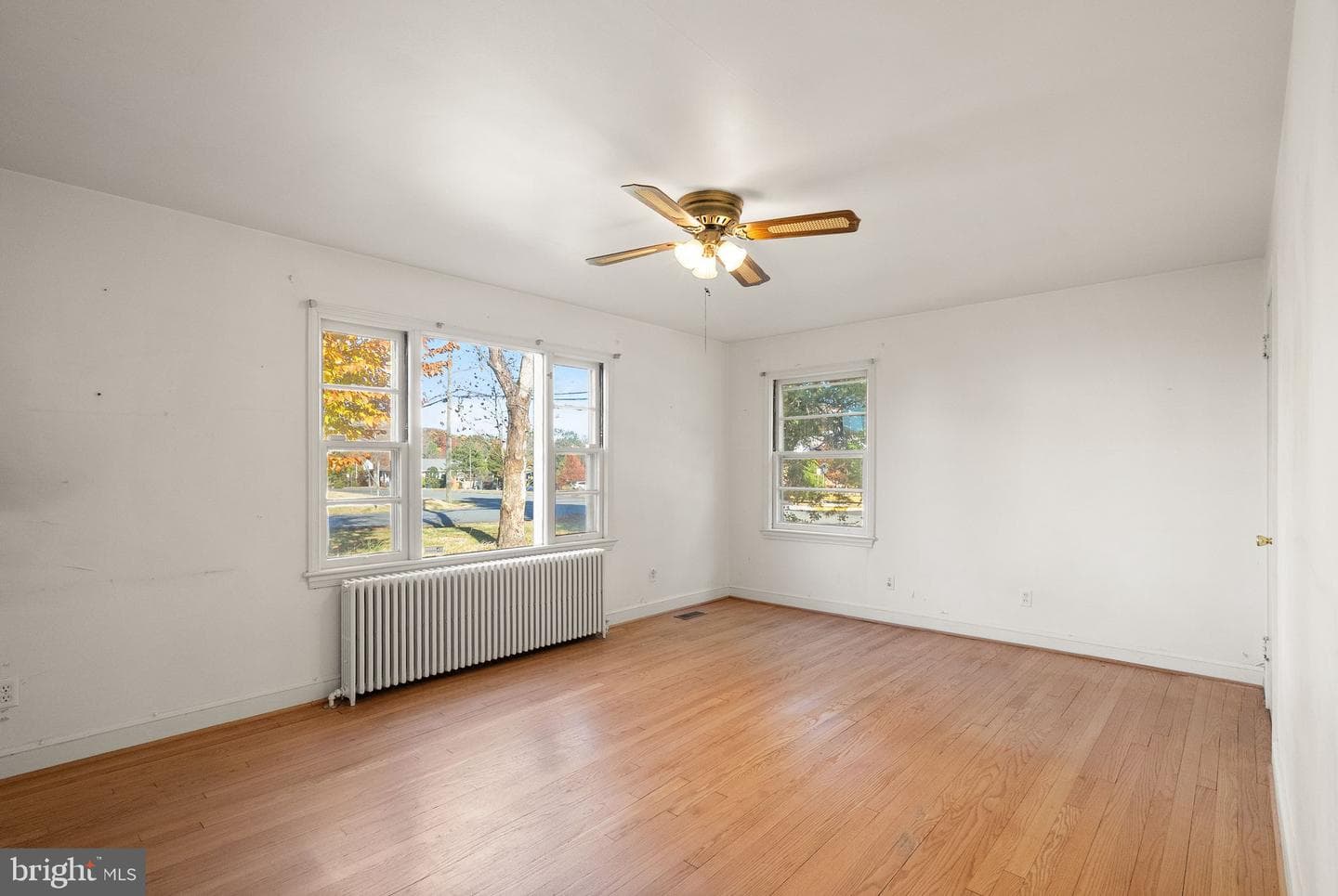 6329 Edgemoor Lane photo 21