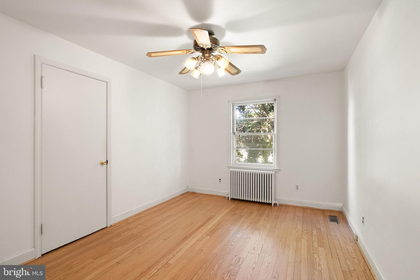 6329 Edgemoor Lane photo 25